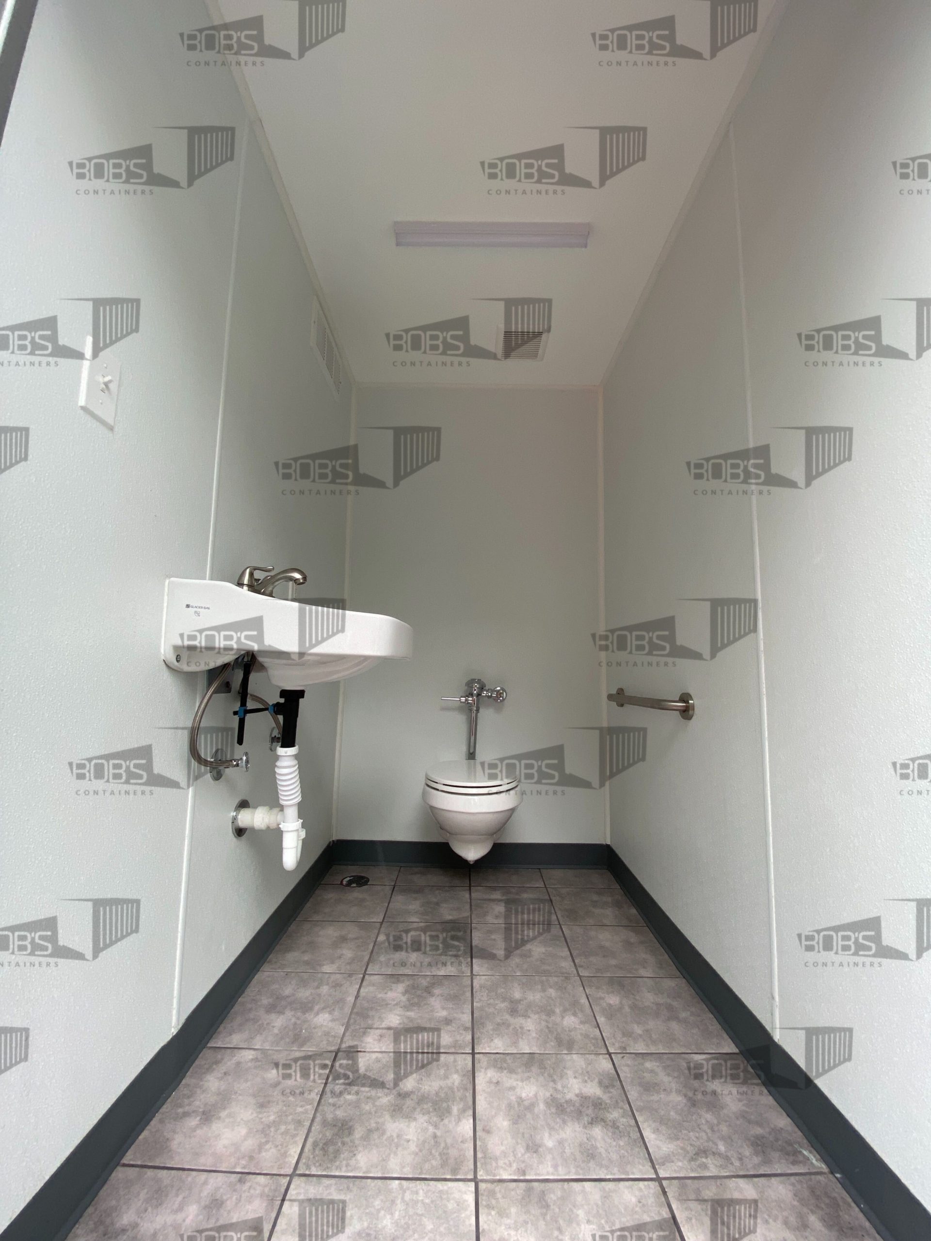 https://staging-2025.bobscontainers.com/wp-content/uploads/2021/11/commercial-bathroom2-scaled.jpeg